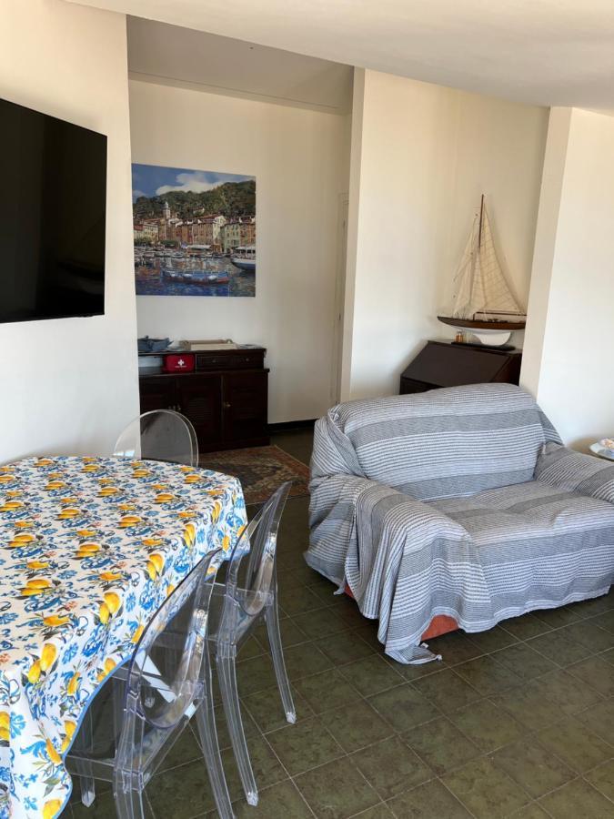 Nautilus Vista Mare Mozzafiato A 180 Gradi- Posto Auto Privato - 2 Camere Matrimoniali Piu 1 Divano Letto Singolo-Sky,Netflix-Wifi 200Mg Rapallo Eksteriør bilde